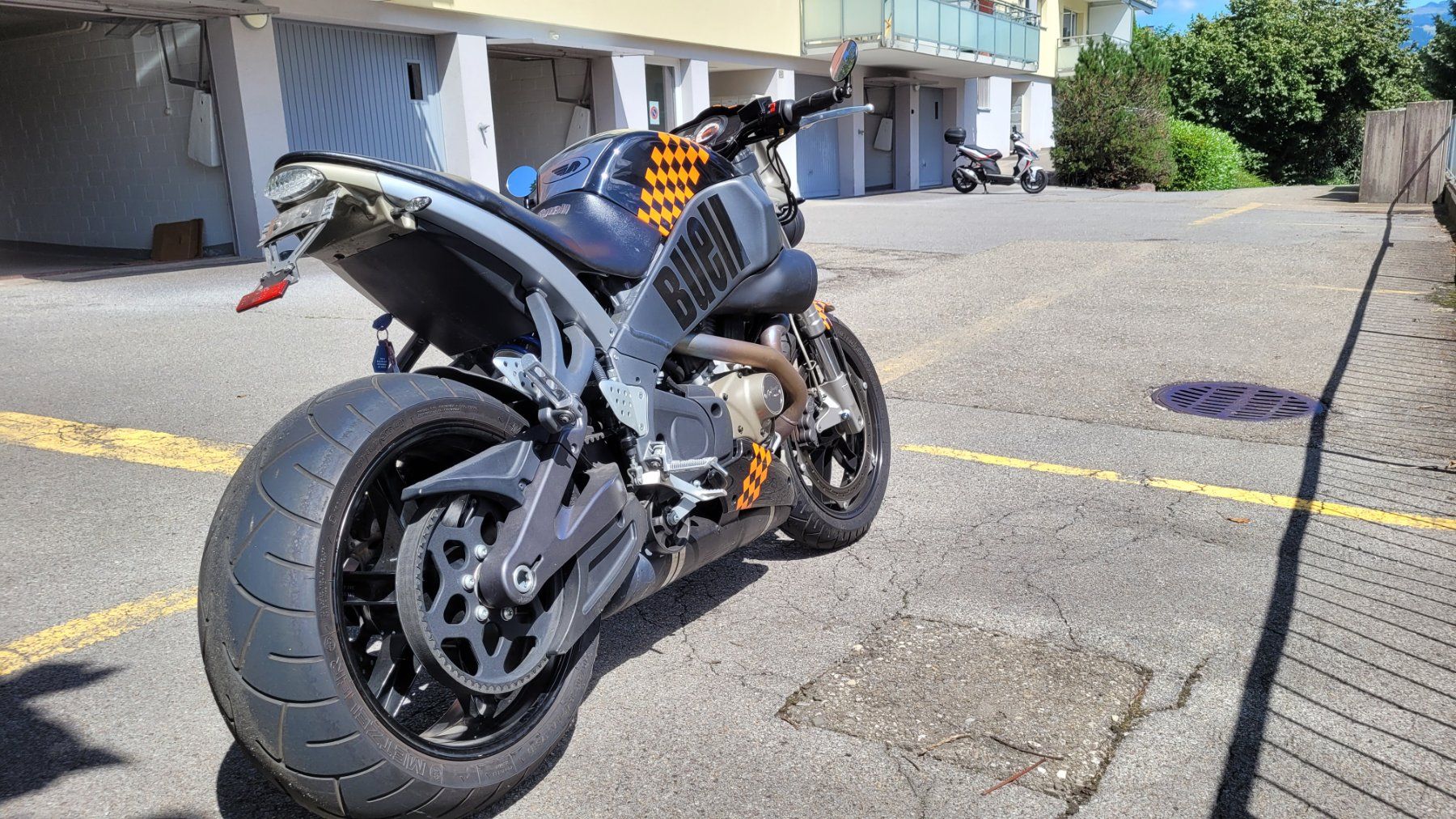 Buell Strada: Buell XB12S Lightning, breites Hinterrad, ab MFK – Usato da Freienbach venduto da mex61 3
