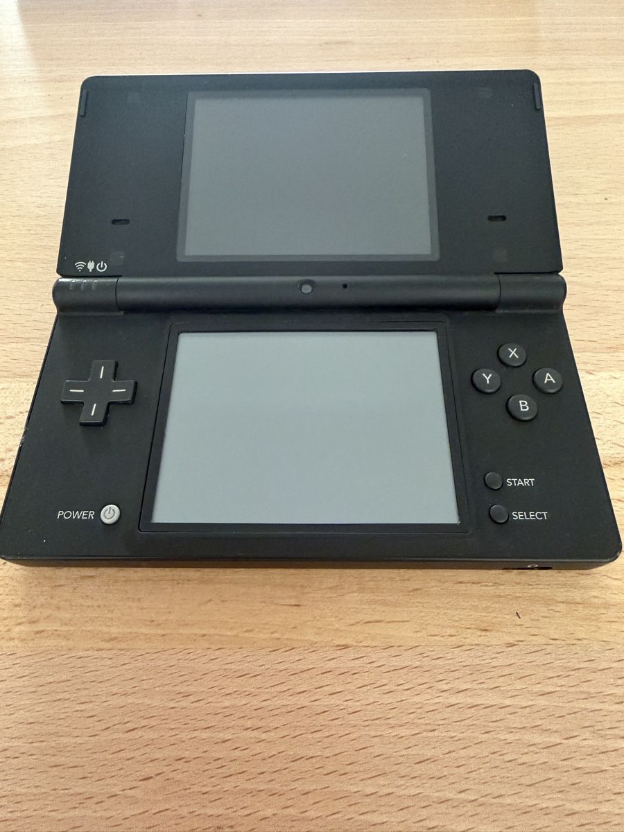 Nintendo Konsolen: Nintendo Dsi, 52 Spiele, Ladekabel – Gebraucht aus Widnau von Orca007 3