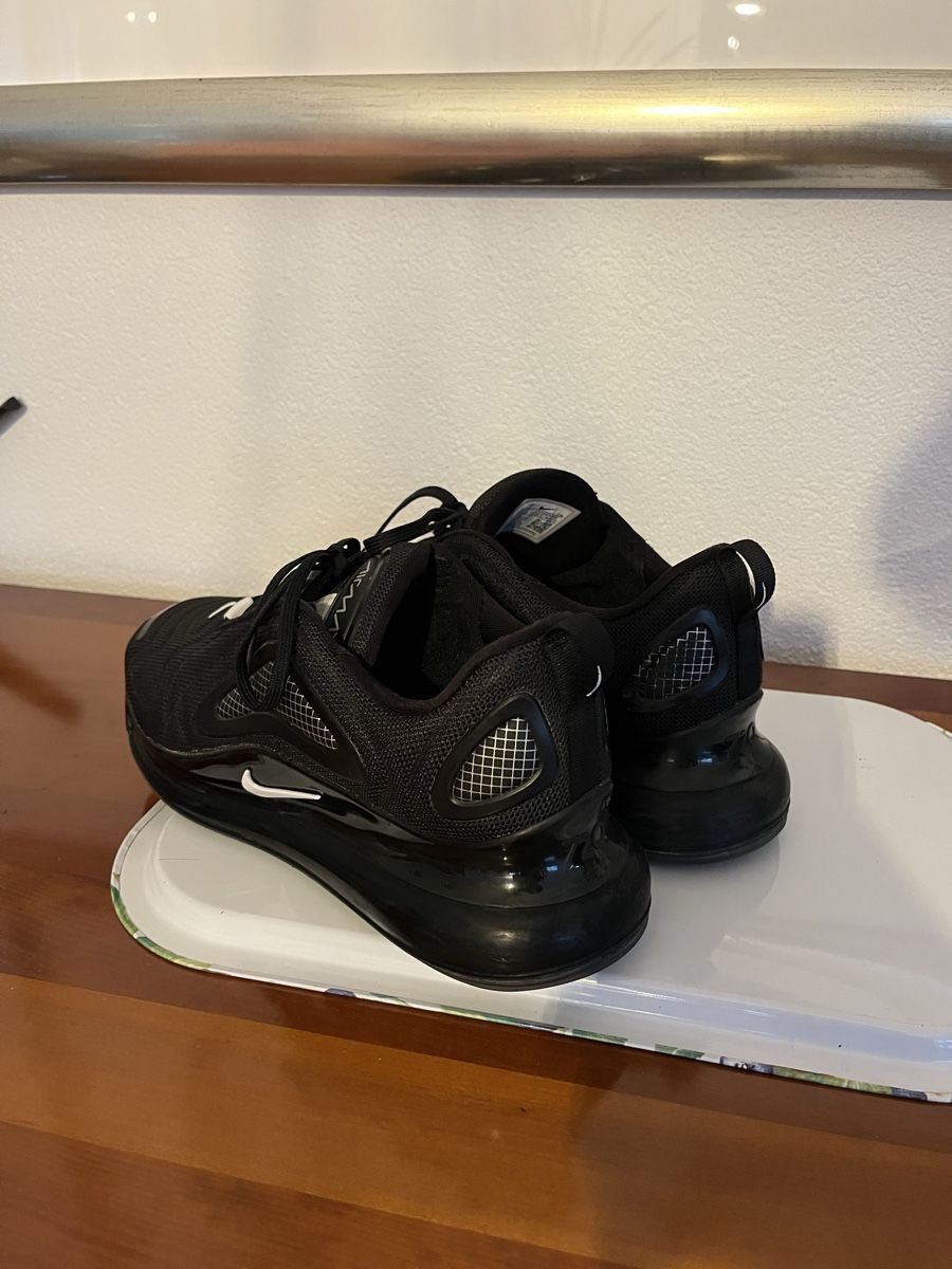 Nike Chaussures hommes: Nike Air Max 720 Taille 44 – D'occasion à etagnières par isoz01 3