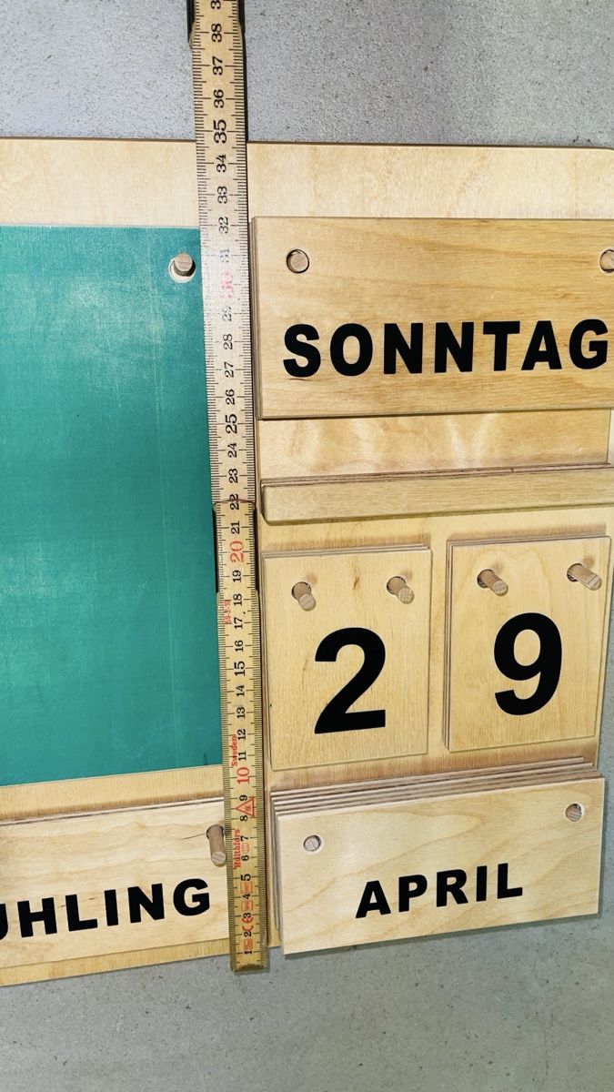 Kalender: Holz-Dauer-Kalender, Wandkalender, immerwährender Kalender – Gebraucht aus Schönenbuch von hug_f2ny 5