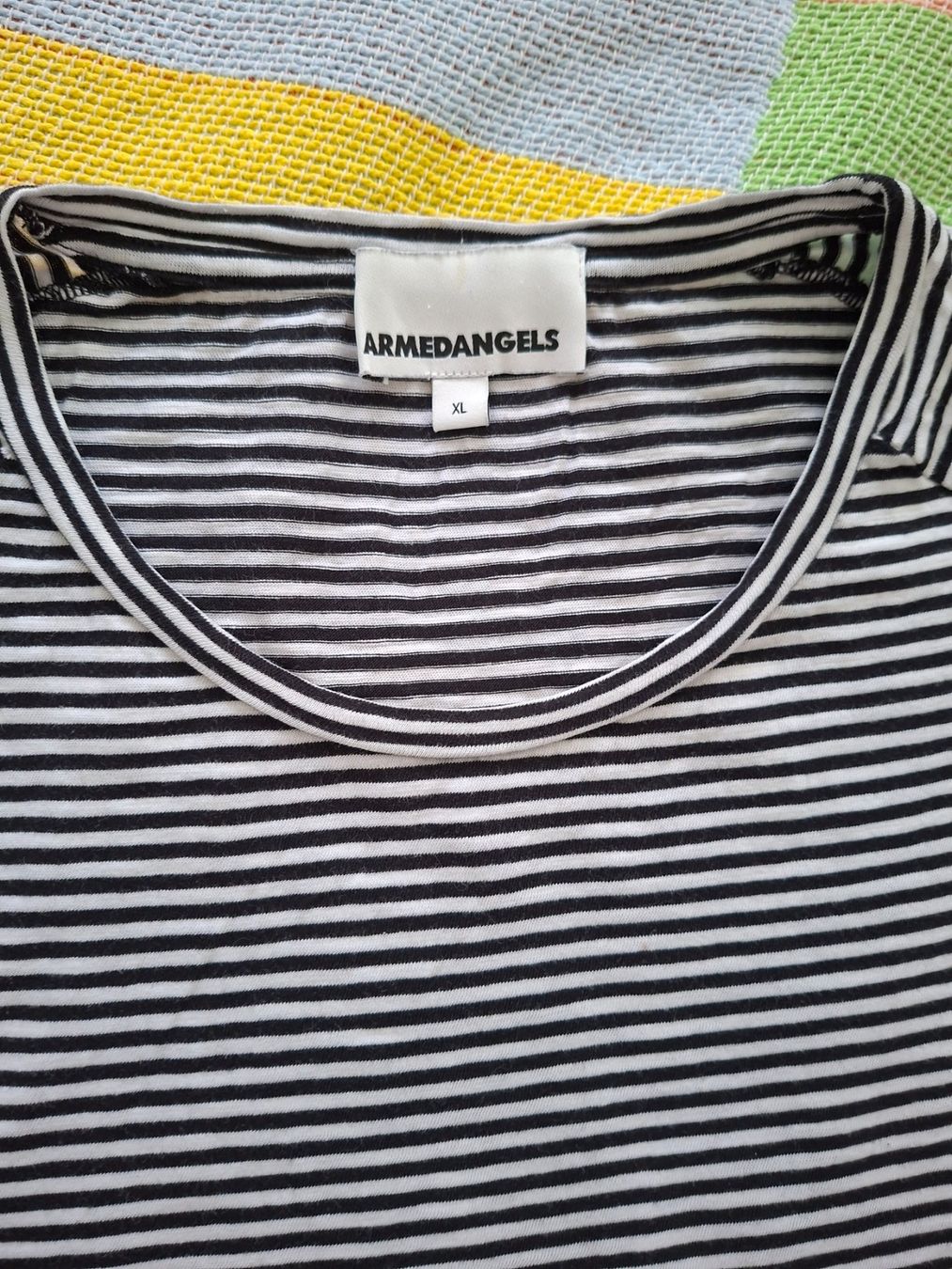 Armedangels T-shirt: T-shirt Armedangel xl – Usato da Biel/Bienne venduto da NinaArnes29 1