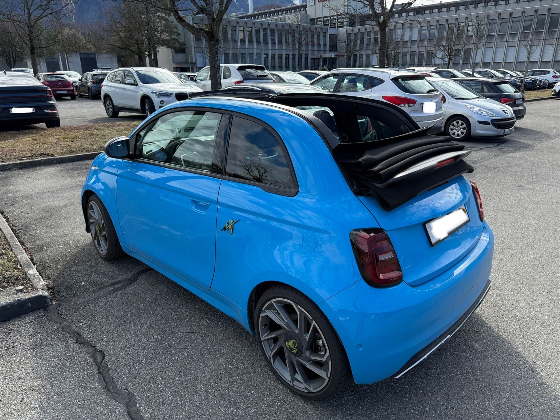 Fiat Automobili: Fiat Abarth Cabrio 500e Scorpionissima – Usato da Mattstetten venduto da Reuanezam 3
