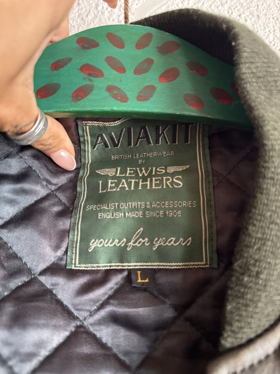 Giacche: Lederjacke Aviakit Lewis Leathers Grösse L gebraucht – Nuovo (secondo la descrizione) da Schaffhausen venduto da Allisonkim 1