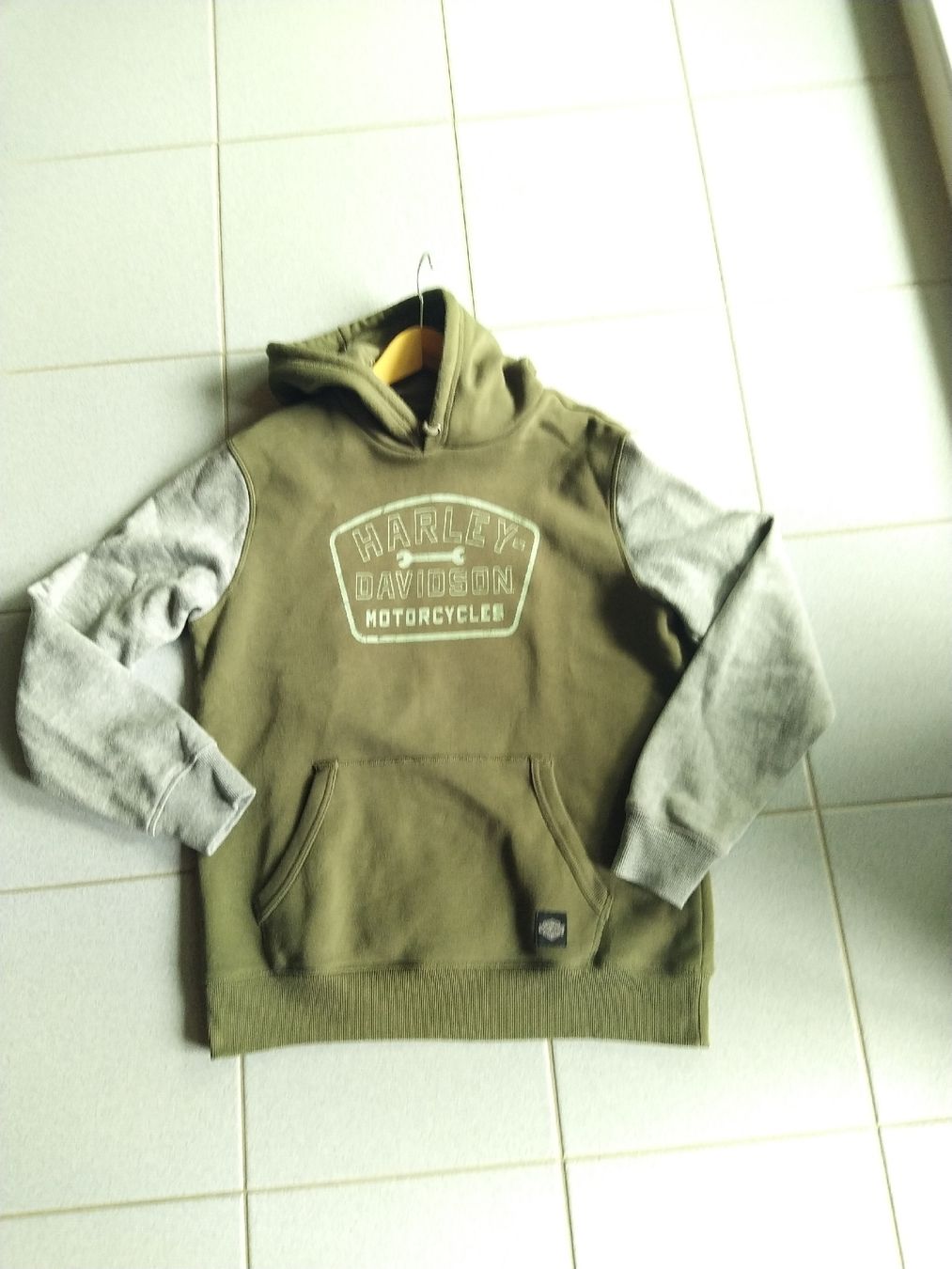 Pullover & Sweatshirts: Harley Davidson Pullover – Gebraucht aus Unterseen von Janic00 4