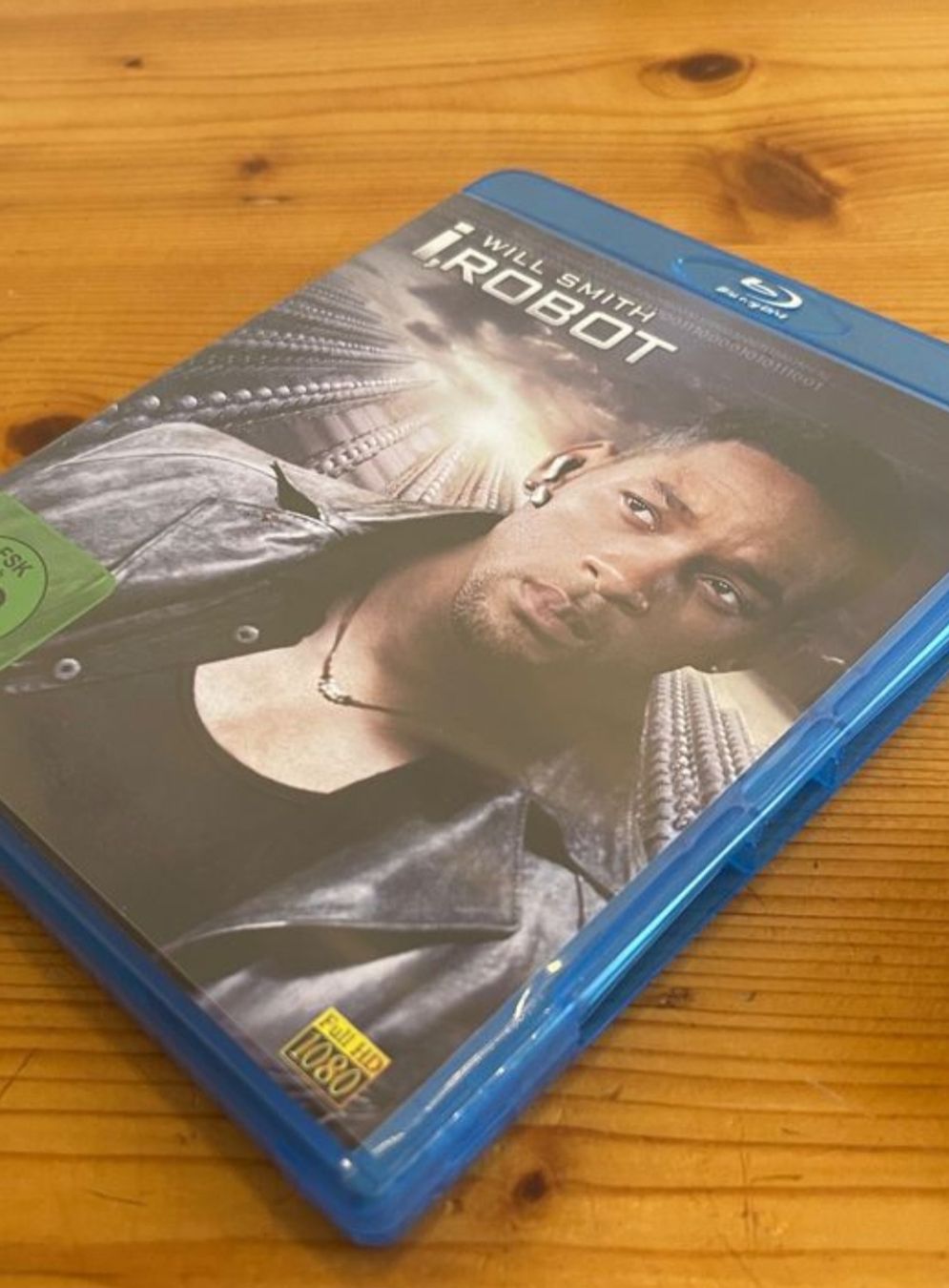 Alle DVDs: I, Robot (Blu Ray) – Gebraucht aus Bern von ste_vq7x