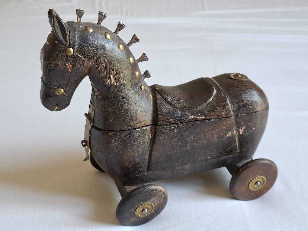 Statuette: Antikes Holzpferd auf Rädern – Usato da Wabern venduto da amo_pp26 4