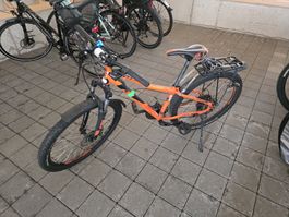 KTM Kinderfahrrad / Mountainbike  gut ausgestattet