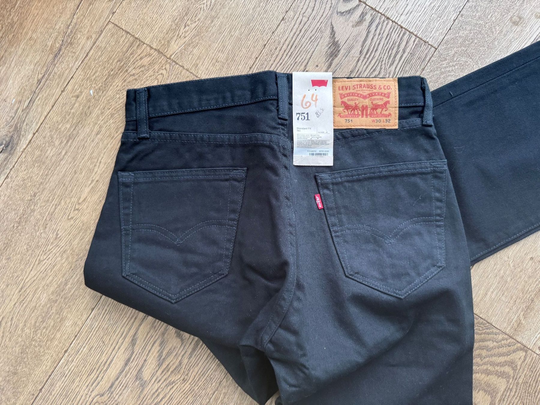 Levi's Jeans: Jeans, Levis 751 **NEU**  30/32 – Usato da Stettfurt venduto da outlet72 3