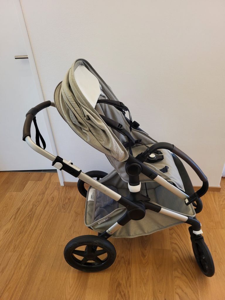 Bugaboo Carrozzine: Bugaboo Fox 2 Kinderwagen, guter Zustand – Usato da Oberneunforn venduto da Bumbam 4