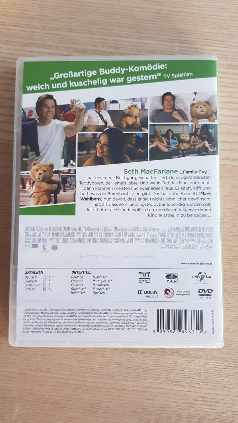 Tous les DVDs: DVD -Ted, Asterix & Obelix, Terminator 3, Babynator, Charlie – D'occasion à Spiegel b. Bern par ale_x59l 6