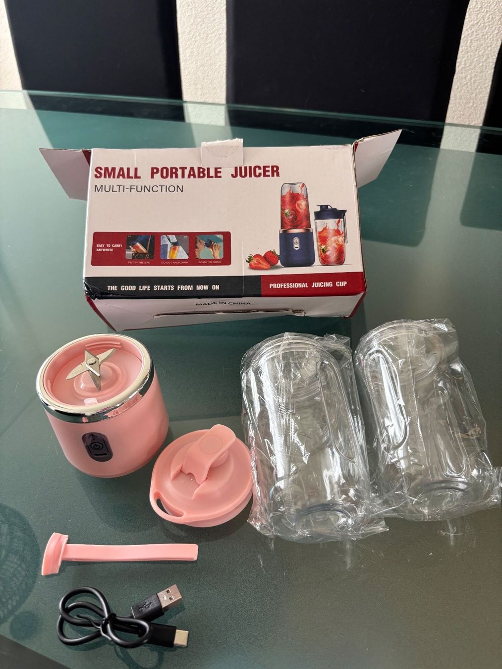 Appareils de cuisine: Tragbarer Mini Mixer USB Smoothie Maker Blender Recargable – Neuf (Voir description) à Emmenbrücke par raquelrubio