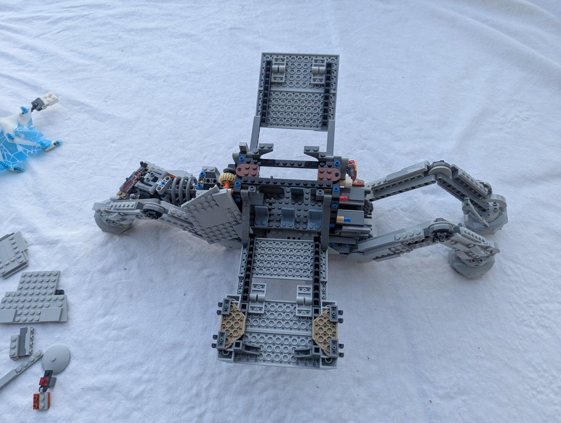 Lego Giocattoli: LEGO Technic Walker Eigenbau - evtl. Star Wars Teile – Usato da Locarno venduto da LukeWanderlust 5