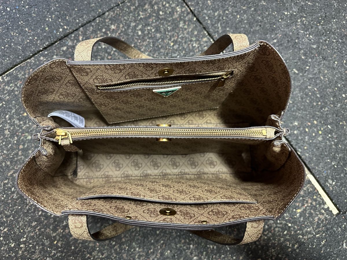 Guess Borse da donna: Guess Handtasche – Usato da Windlach venduto da Joice14 2