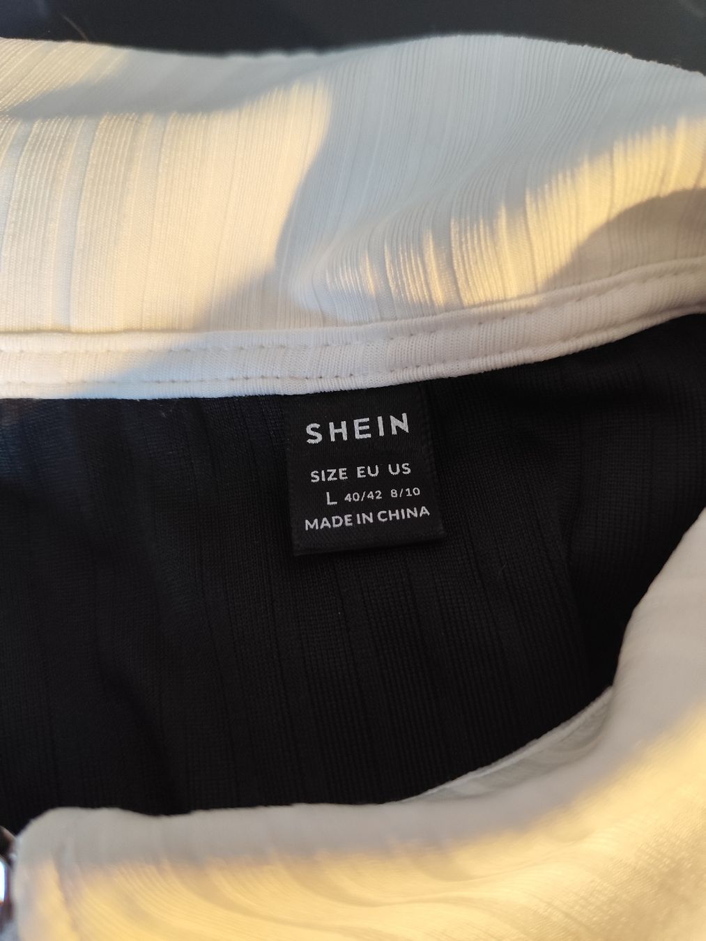 Shein Top: body – Nuovo (secondo la descrizione) da Cudrefin venduto da laf_b28y 1
