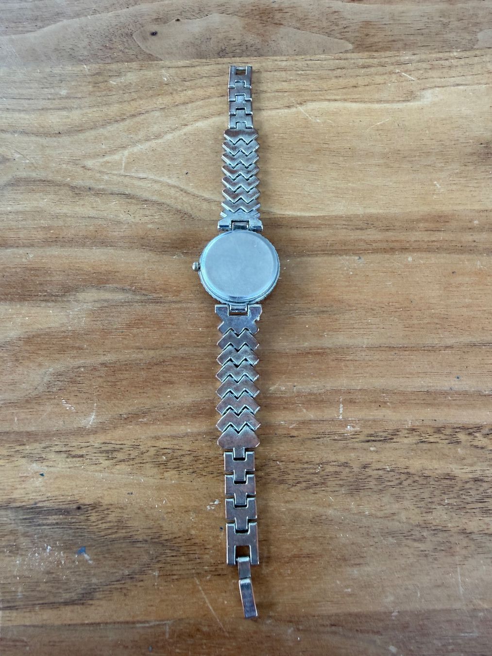 Montres: Armbanduhr mit Strasssteinen – D'occasion à zürich par skychef 2