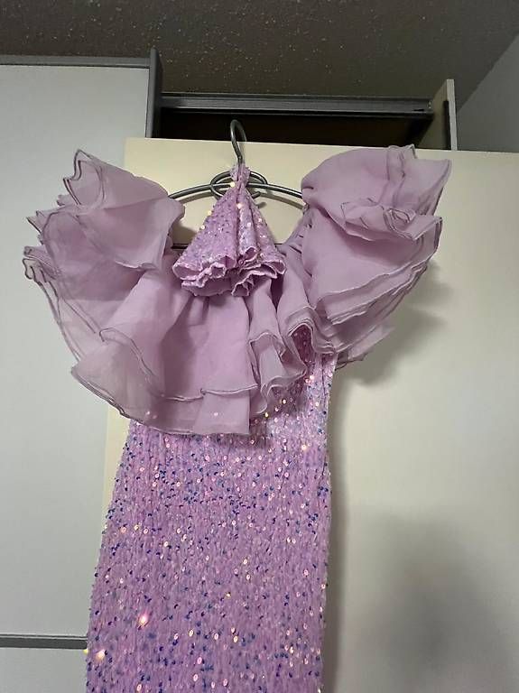 Kleider: Pinker Abendkleid – Gebraucht aus Glattbrugg von mir_vx2c 1