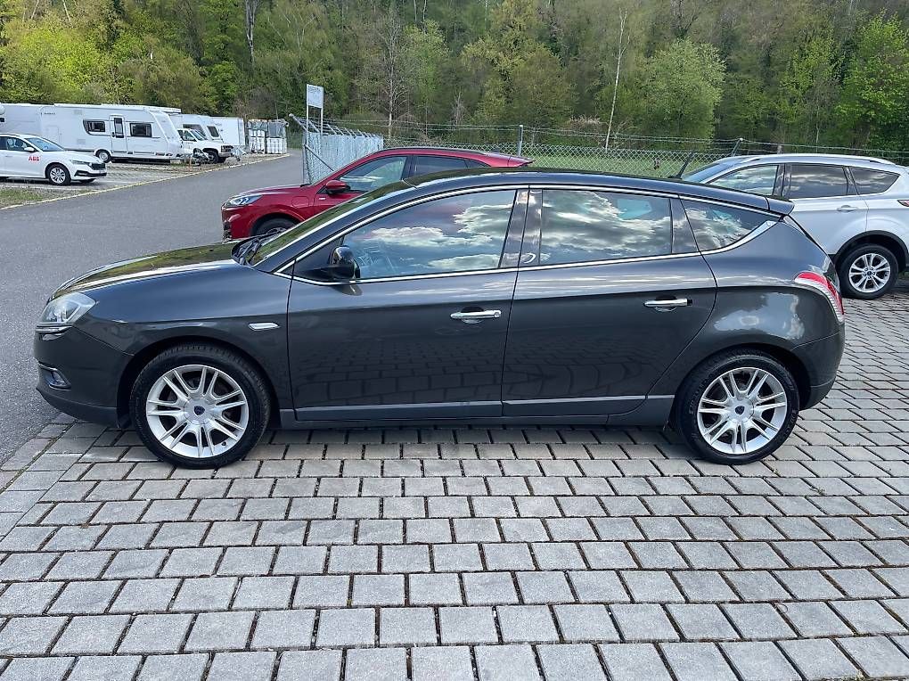 Lancia Autos: LANCIA Delta 1.4 Turbo-Jet – Gebraucht aus Bülach von Nbosshard 1