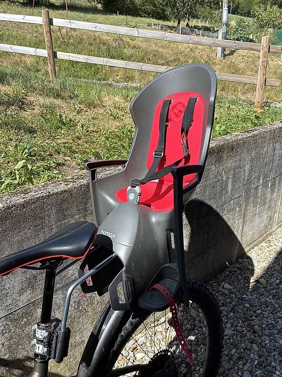 Pezzi di ricambio: À vendre siège vélo pour enfants – Usato da Châtel-Montsalvens venduto da sosso08