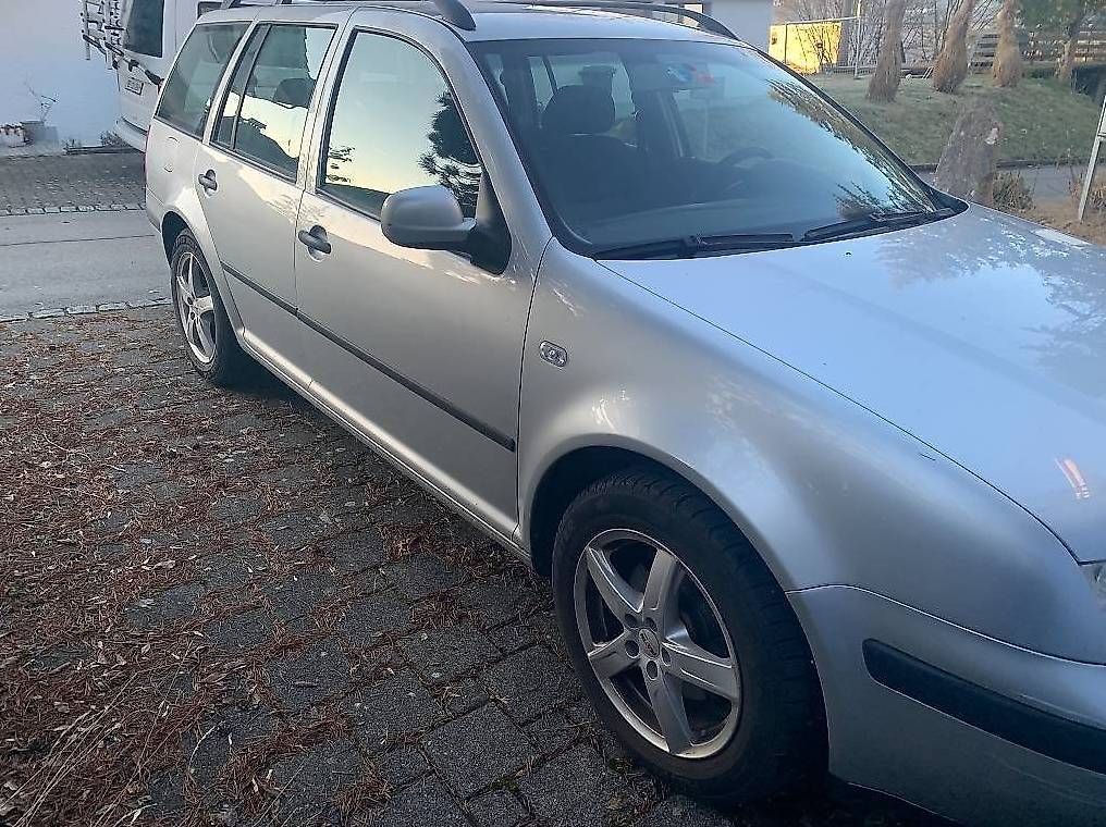 Automobili: VW Bora Kombi – Usato da Grossaffoltern venduto da RiPeSi 1