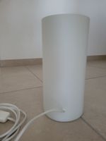 neue Tisch-/Sidebordlampe, Weissglas, H 25cm, Ø 12cm (Nr.2)