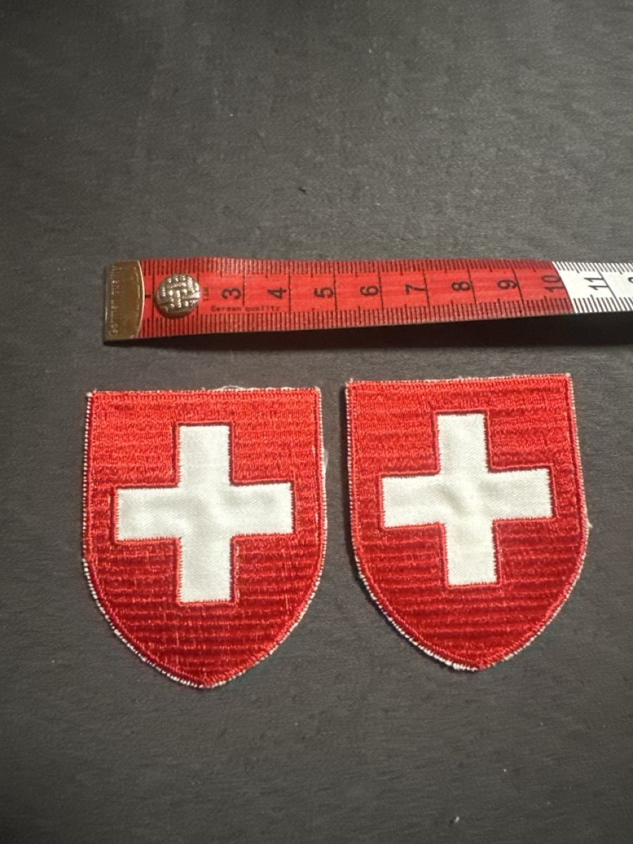 Toppe: Aufnäher Patch Schweiz Wappen 3 stk – Usato da Deitingen venduto da Himhip 2