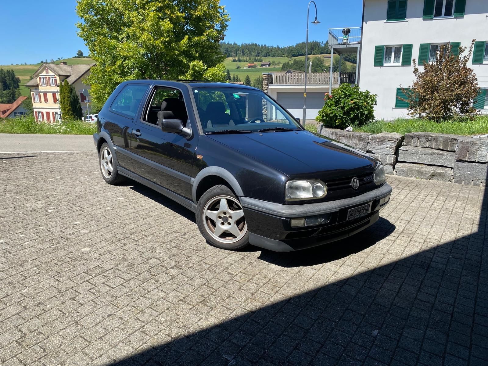 VW Autos: VW Golf 3 GTI 1996 – D'occasion à Müselbach par josila 1