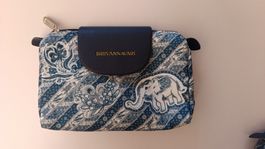 Thai Airways Amenity Kit‪‪ leer
