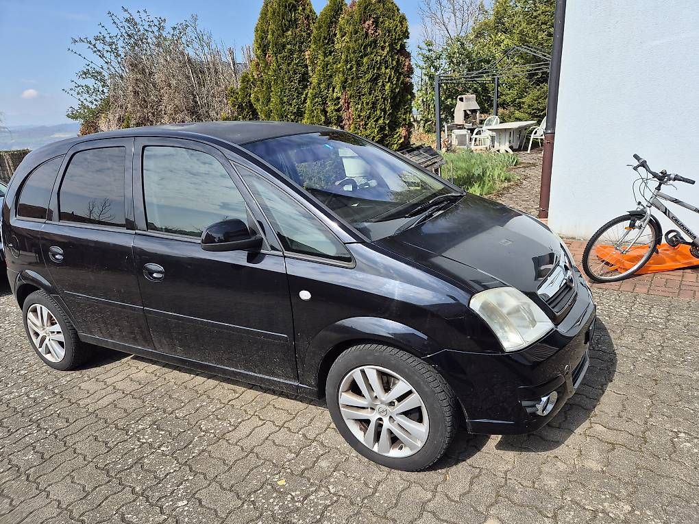 Opel Automobili: A vendre Meriva 1.7 cdti – Usato da Châtonnaye venduto da mfar 1
