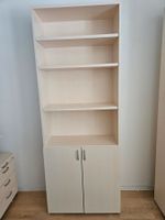 Bücherregal mit Schrankfunktion unten Möbel Pfister Zemo