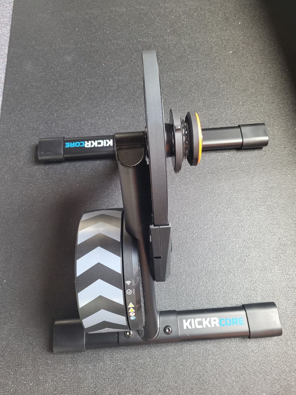 Wahoo Hometrainer: Wahoo KICKR CORE 2 ZWIFT Cog/Click – Gebraucht aus Meggen von easy70 1