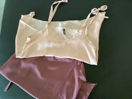 2 Tops, Trägertops, Sommertops, Gr. S, neuwertig