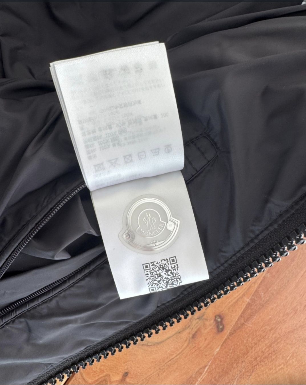 Moncler Giacche: Moncler Winterjacke Montgenevre – Usato da Buchs ZH venduto da DamonT 5