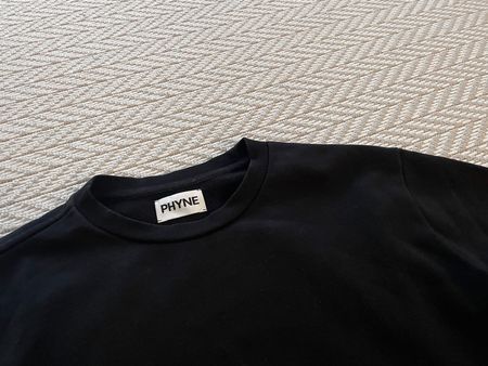 PHYNE Pullover in Schwarz