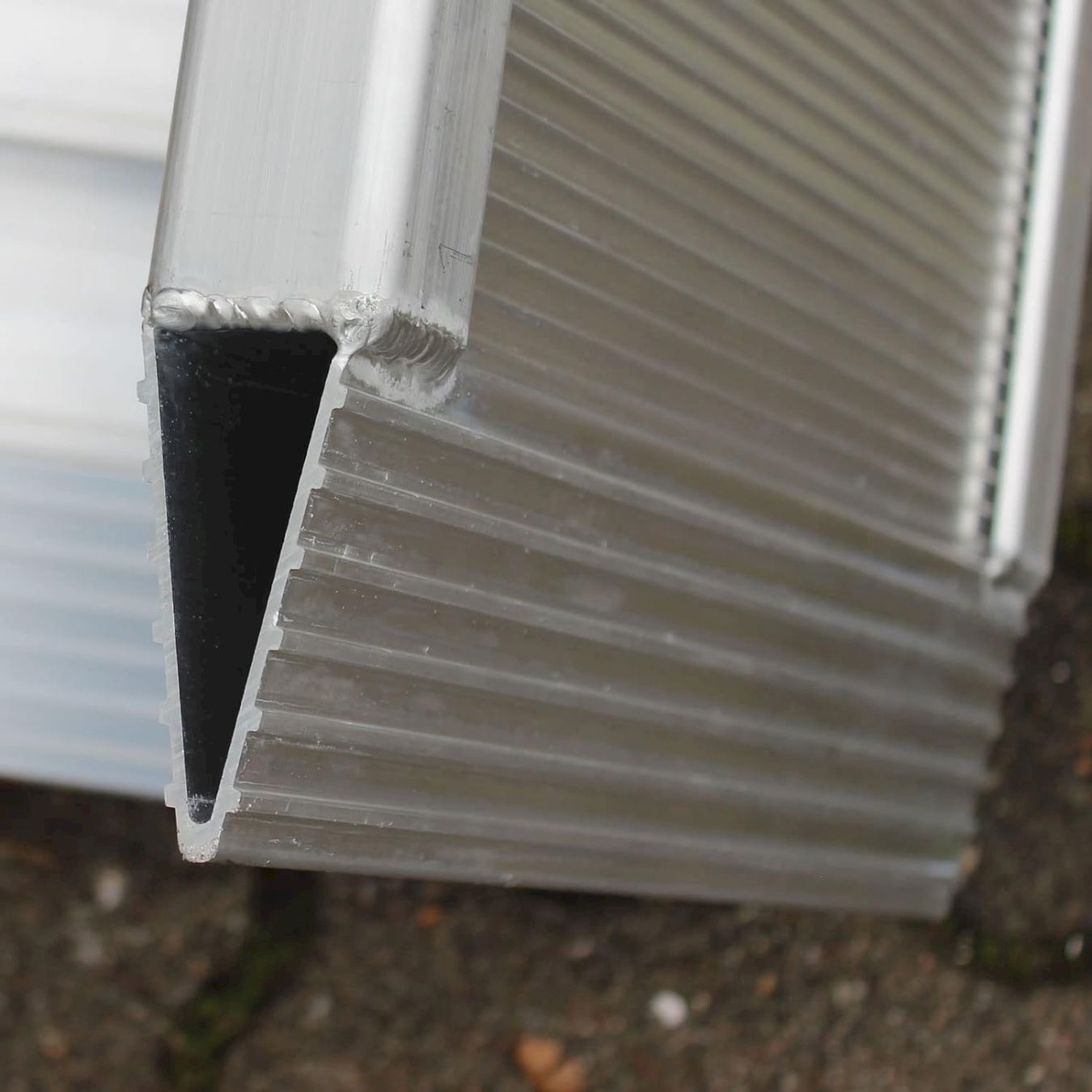 Auffahrrampen: 3-fach Auffahrrampe 222cm – Neu und originalverpackt aus Bottighofen von zaap 7