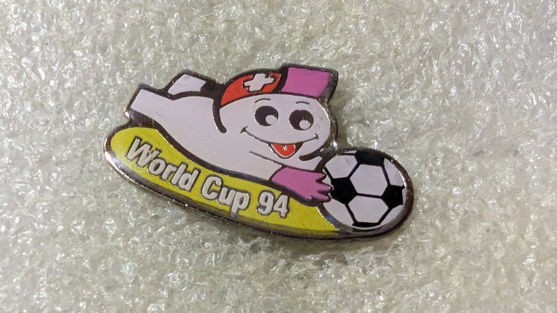 Placchette & Badge: Ansteckpin 167: Maga Bio – Usato da Oppligen venduto da Pin-Fall-Shop