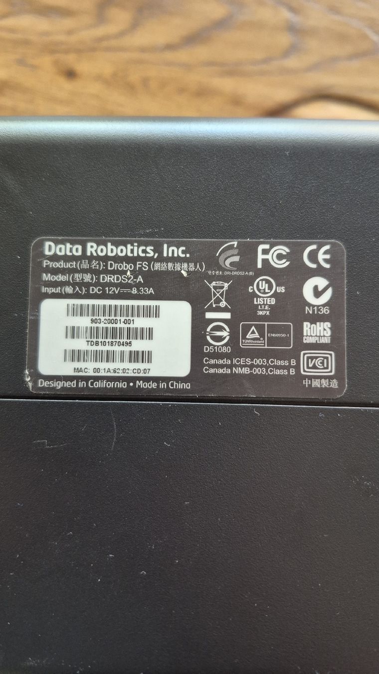 Drobo Disques durs: drobo fs 5 bay – Défectueux à Léchelles par sim7891 1