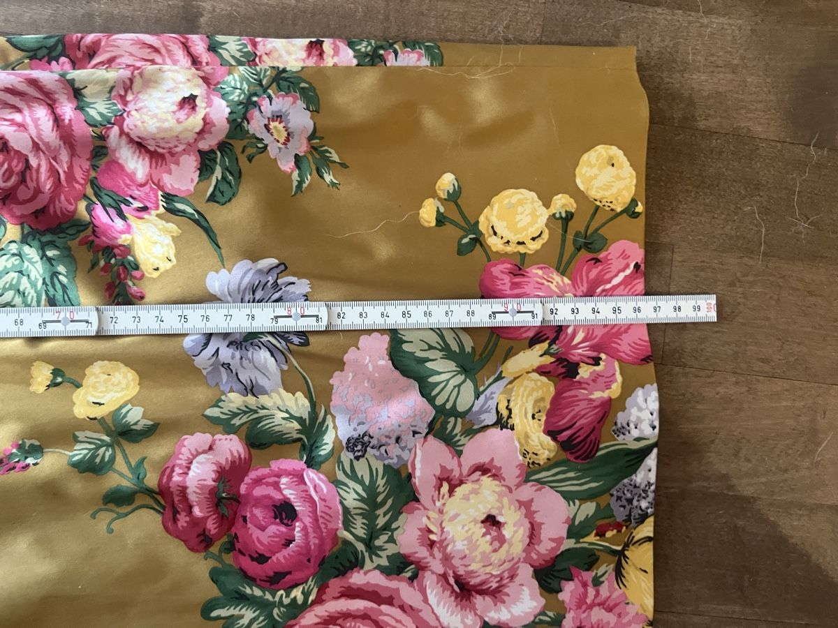 Dolce & Gabbana Vestiti: Dolce & Gabbana Kleid Seide wunderschön! – Nuovo (secondo la descrizione) da Horgen venduto da Baroseda 9