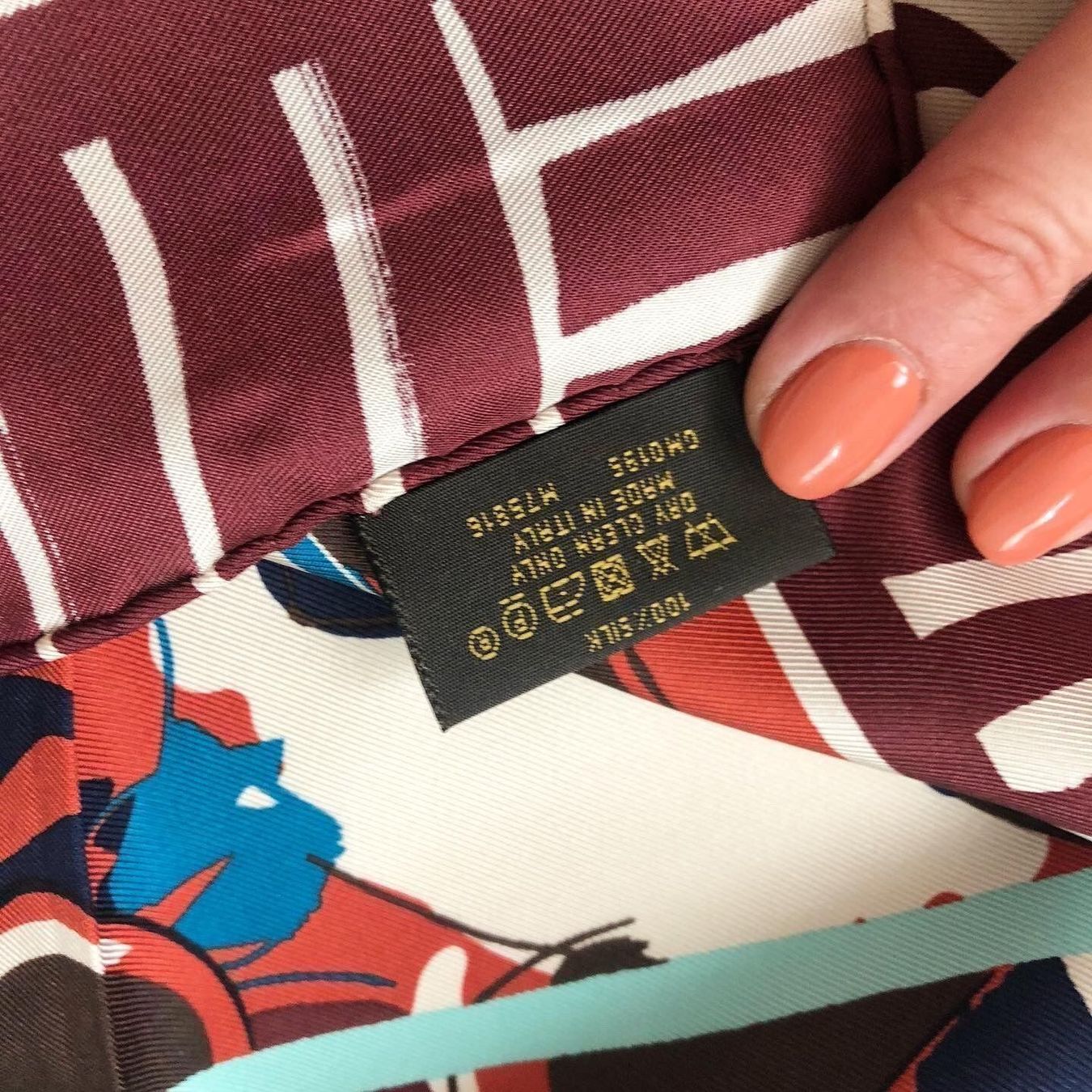 Foulard & Sciarpe: Louis Vuitton foulard – Nuovo e nell'imballaggio originale da Pregassona venduto da Reluxuryspace 4