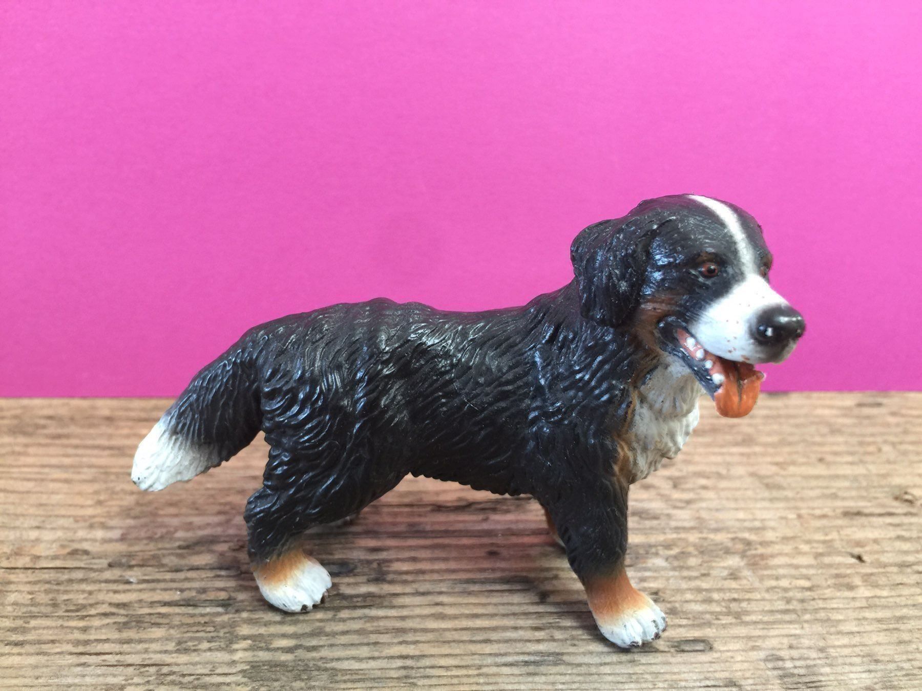 Schleich Figuren: 4 Schleich Berner Sennenhund Hund – Gebraucht aus Ennetbaden von mapa05 1