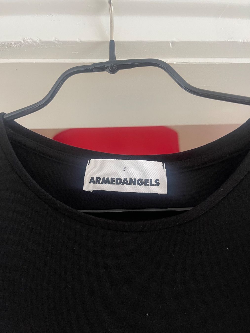 Armedangels Vestiti: ARMEDANGELS T-Shirt Kleid Schwarz S – Usato da Horgen venduto da Sol-verde 1
