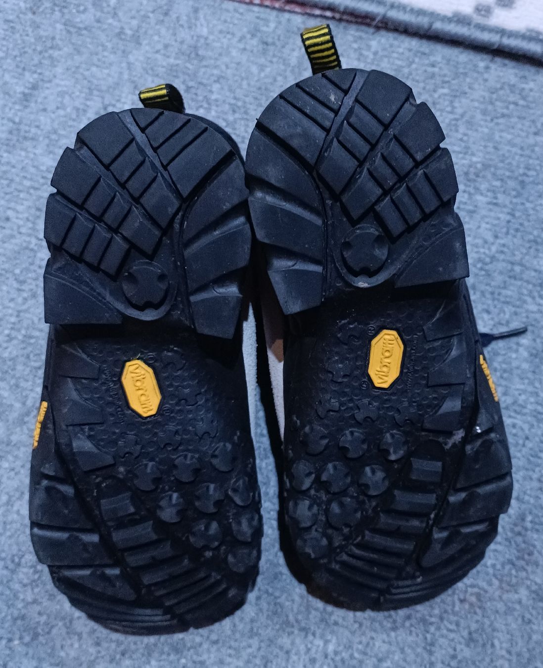 Everest Chaussures garçon: Wanderschuhe Everest Kinder Grösse 30 gebraucht – D'occasion à Rebstein par bet_22rg 2