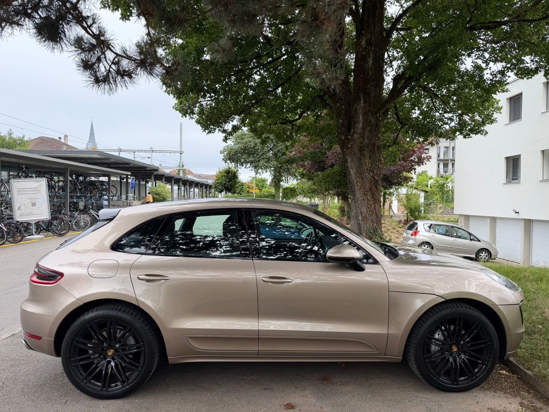 Porsche Autos: Porsche Macan S – D'occasion à Münchenbuchsee par TemiAp 8