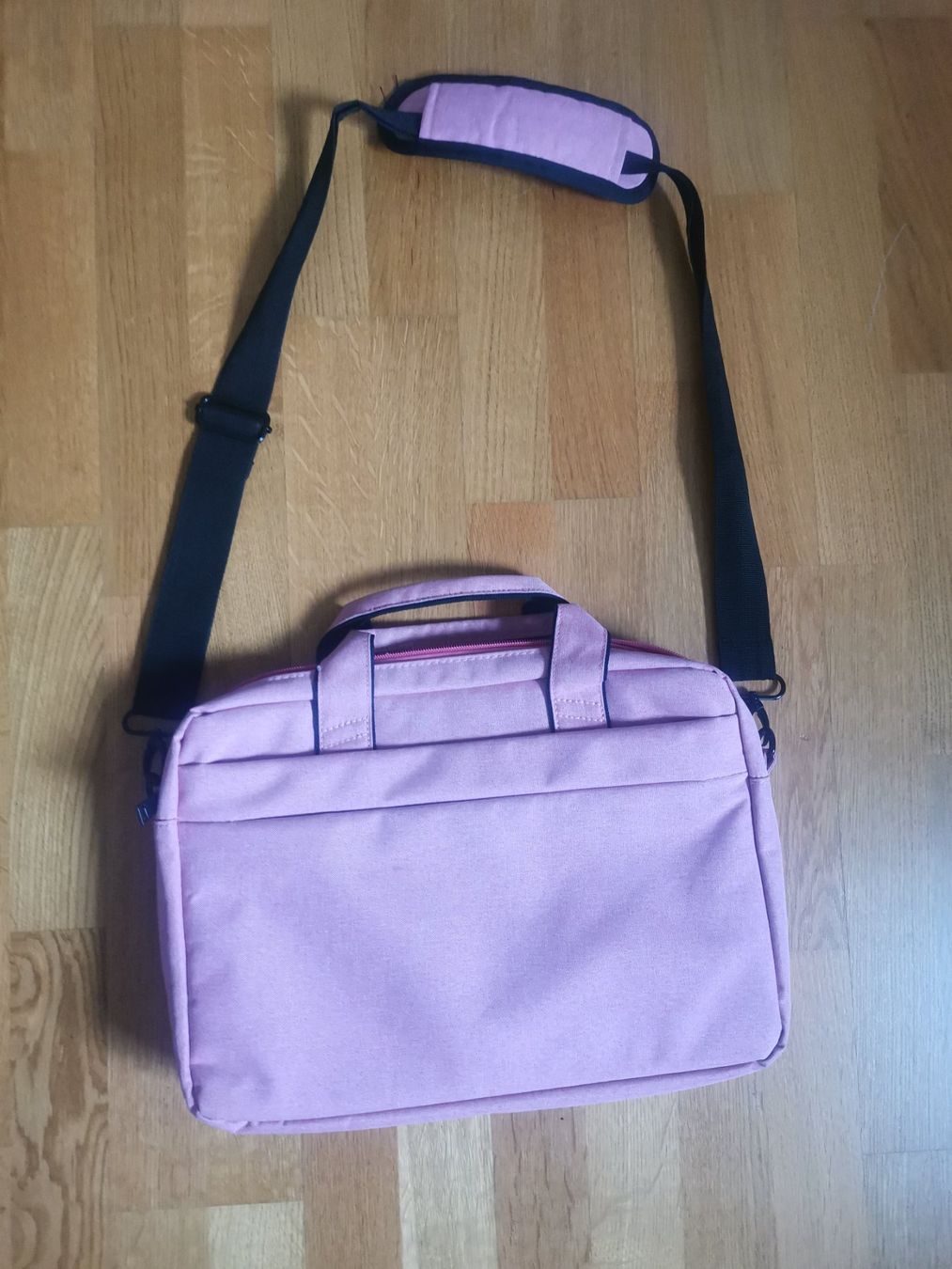 Borse da donna: Laptop Tasche – Usato da Horgen venduto da sunny080