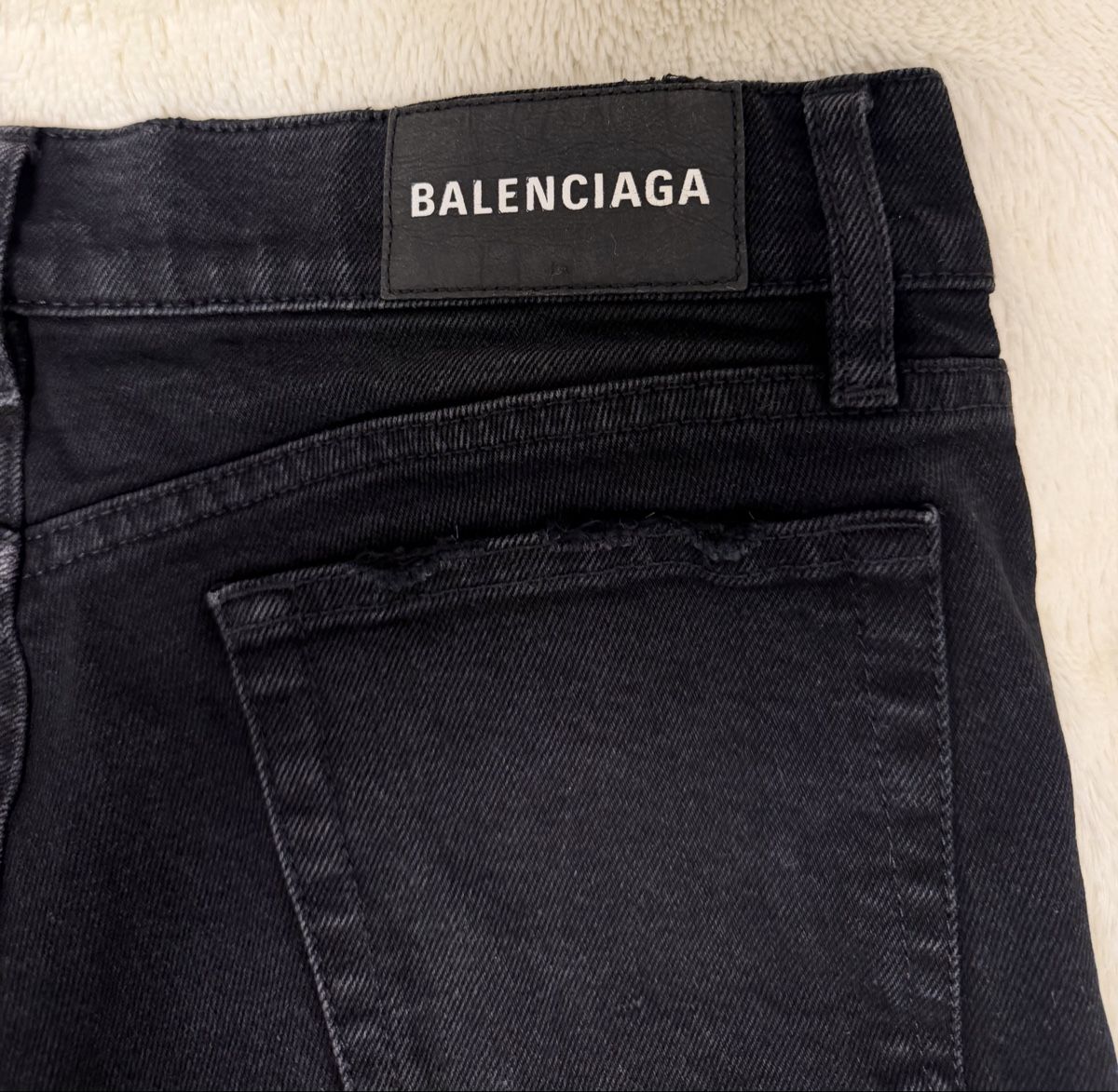Balenciaga Jeans: Balenciaga Jeans – Usato da Würenlos venduto da sain11 3