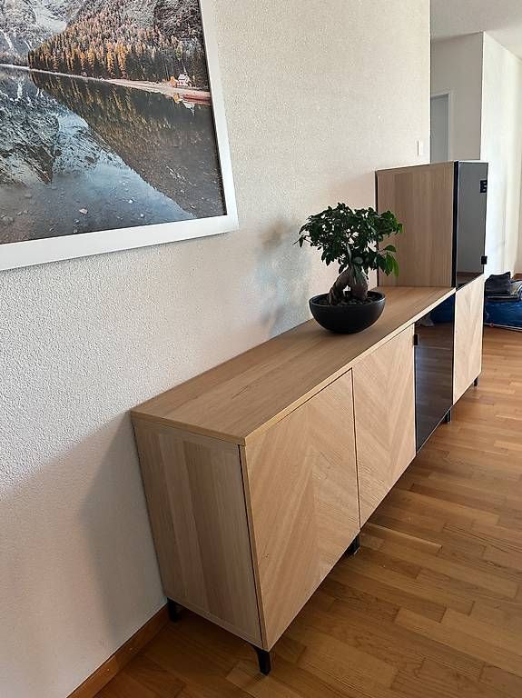 Ikea Cassettiere: 2-teilige Ikea Besta mit Holzfront und Platte – Usato da Grenchen venduto da bla_lyt6 4