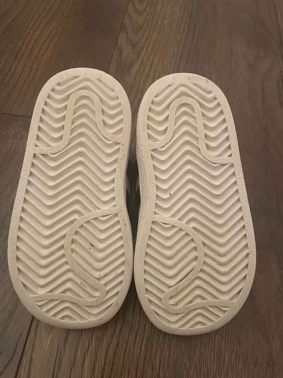 Scarpe da uomo: Schuhe Adidas Superstars – Usato da Embrach venduto da Leva11 3