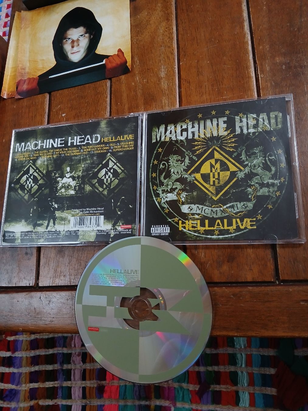 CD: machine head - hell... – Usato da St-Cergue venduto da VeganWarrior