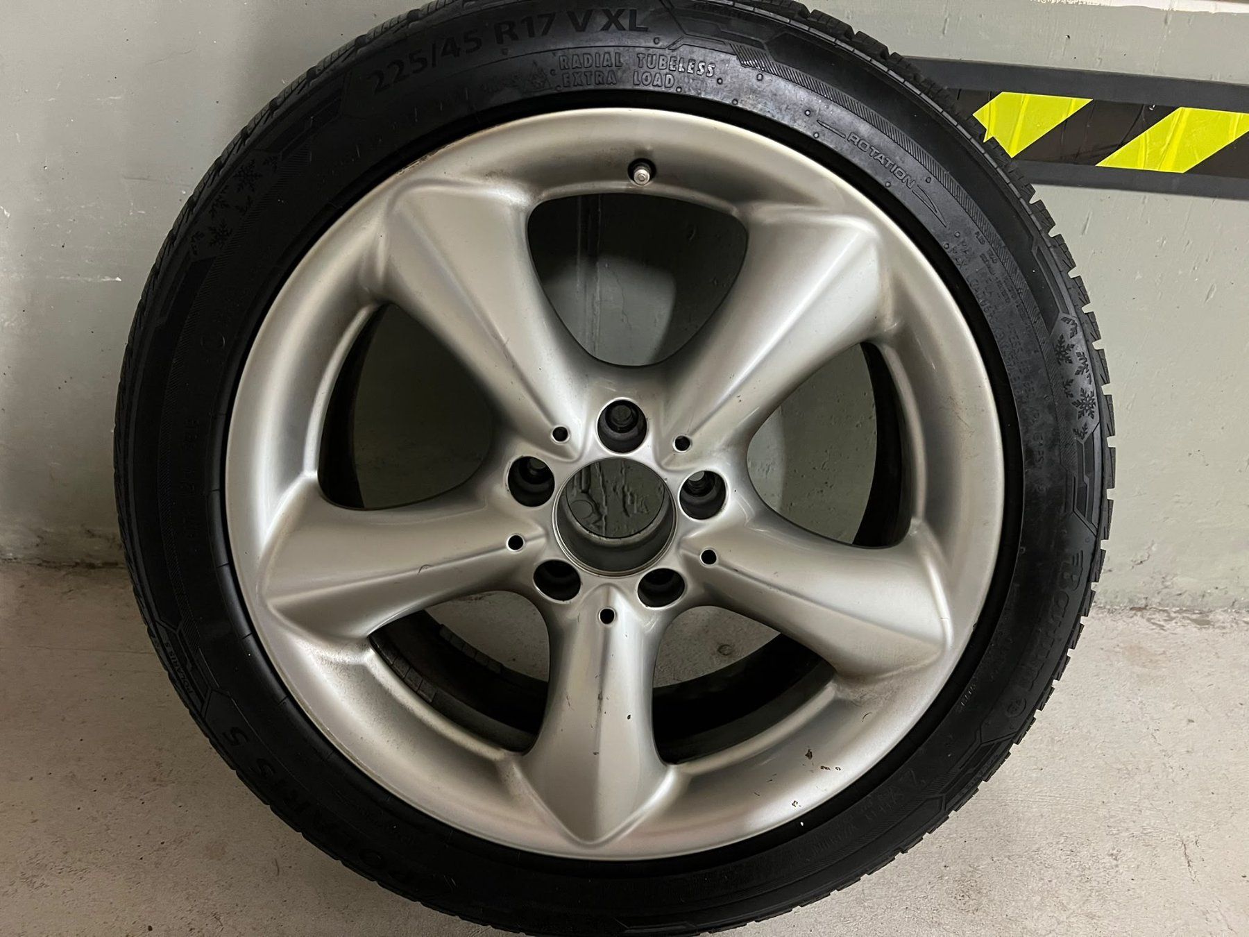 Mercedes-Benz Pneumatici & Ruote complete: 4 Winterrad Mercedes SLK – Usato da Wohlen AG venduto da Uintegra