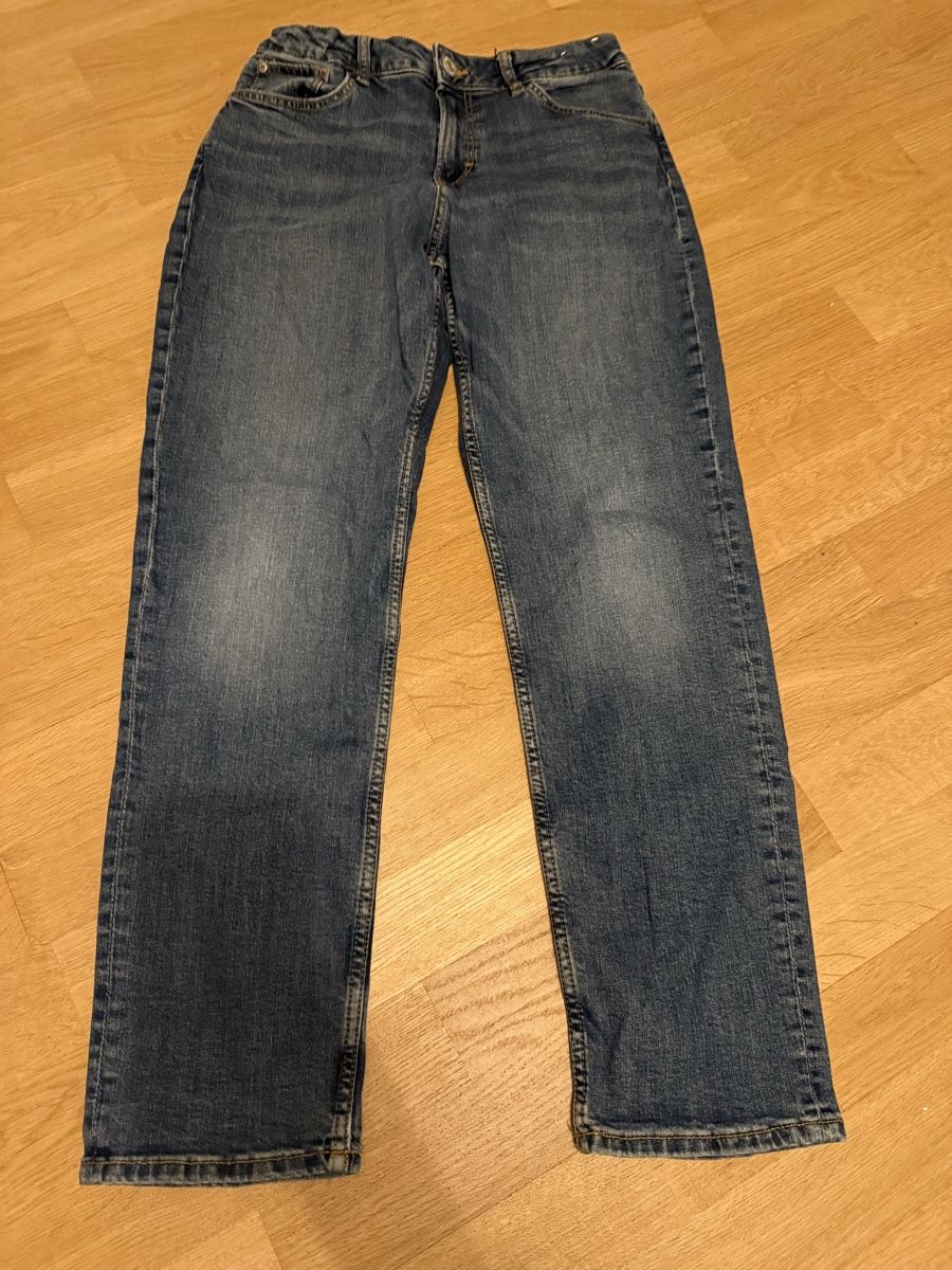 H&M Jeans: Jeans 158 relaxed fit – Gebraucht aus Zürich von Mothai