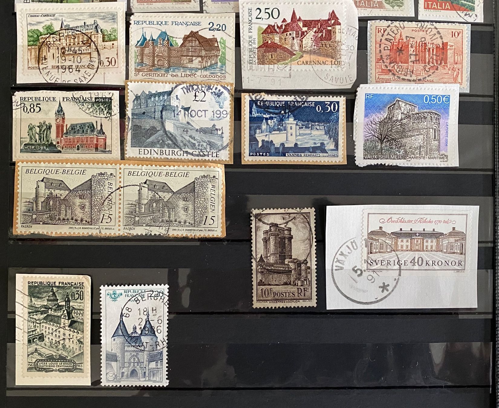 Tutti i francobolli: 72 timbres thème Château – Usato da Petit-Lancy venduto da Solcarm 5